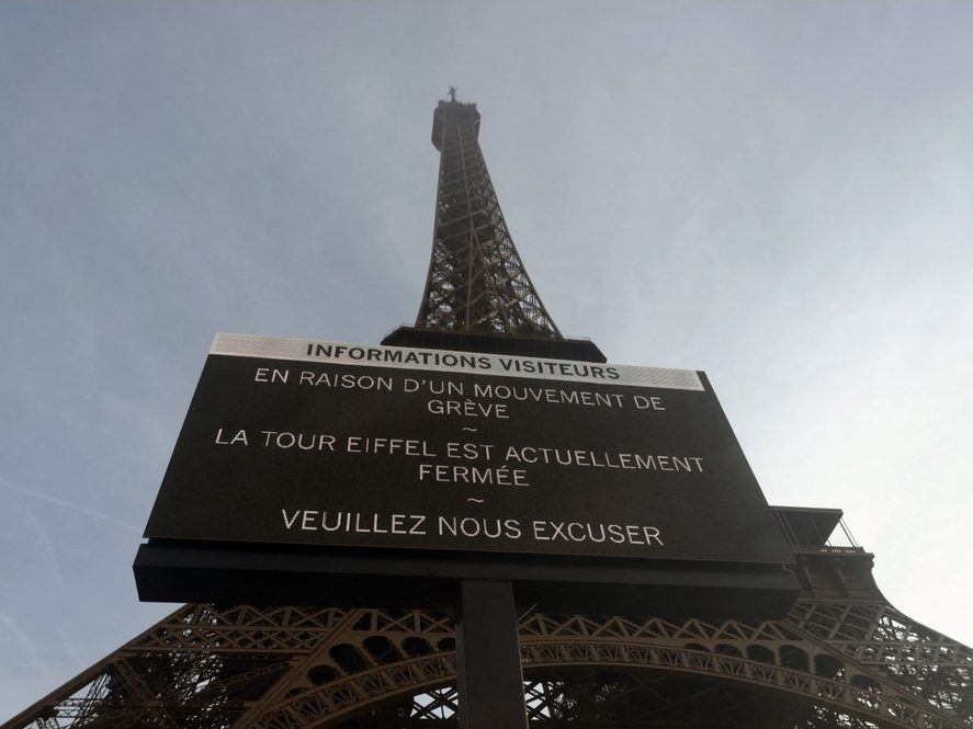 Eiffel Tower closed while workers strike Toronto Sun