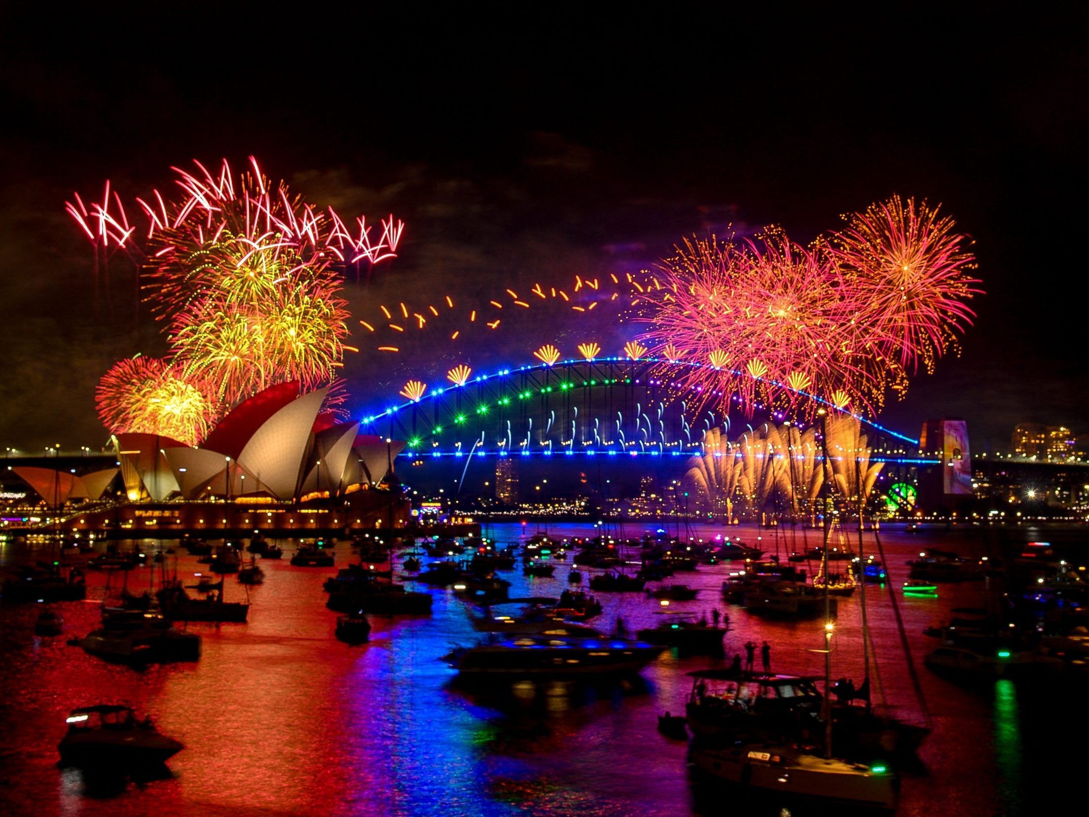 悉尼和奥克兰是首个迎接2024年的大城市...