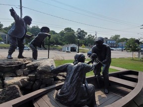 The Freedom Crossing Monument