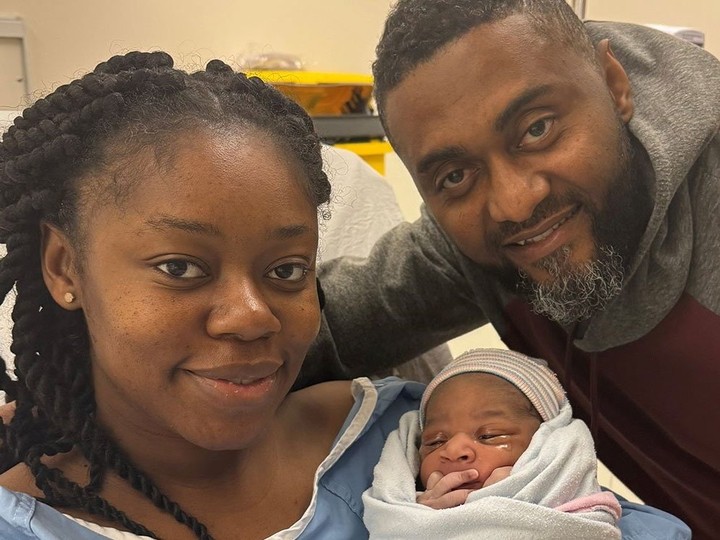  New parents from Brampton holding first baby born of 2024 at Etobicoke General Hospital. (Supplied/William Osler Health Centre)