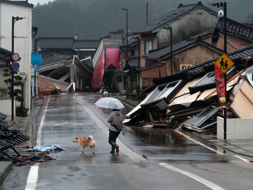 Rescuers Race Against Time Search For Survivors In Japan After Quakes ...