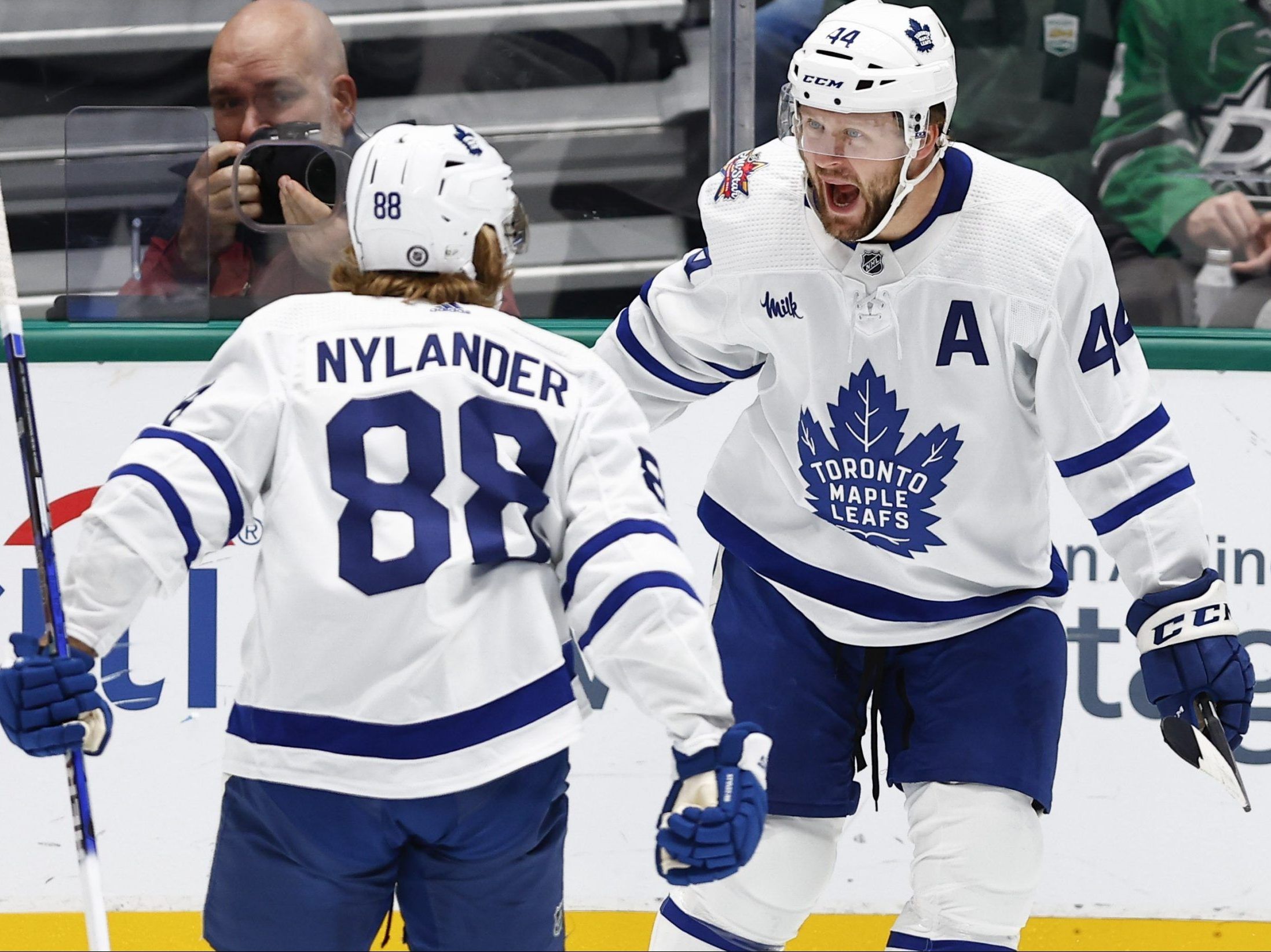 Leaf teammates don't see Nylander's career year slowing | Toronto Sun