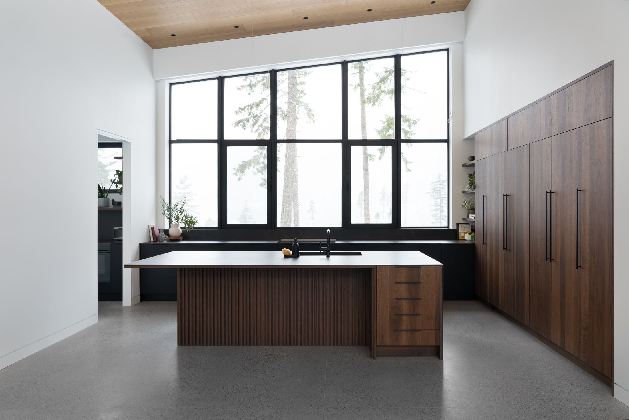 Colin and Justin: The hand made tale