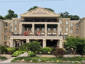 Niagara Crossing Hotel and Spa
