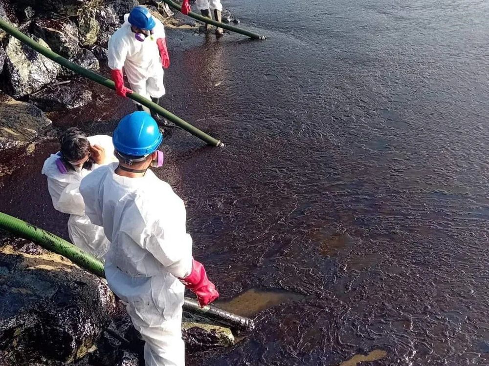 Offshore oil spill has caused ’national emergency,’ T and T PM says ...