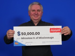 Miroslaw Hawrylak of Mississauga with his latest lotto winnings.
