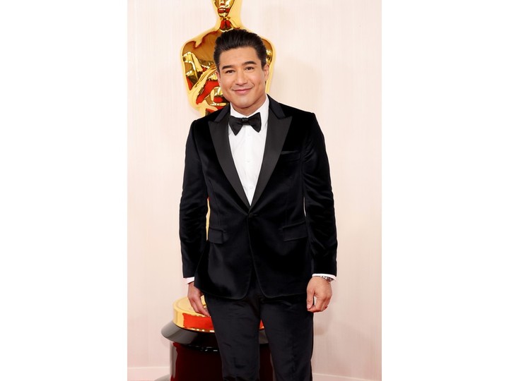 Mario Lopez attends the 96th Annual Academy Awards on March 10, 2024 in Hollywood, California.