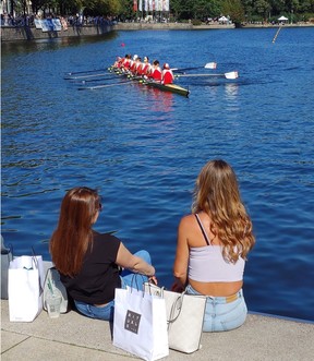 Women in Hamburg watching rowing