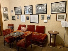 The waiting room is the only room that the Sigmund Freud Museum in Vienna reconstructed. The furnishings that had been taken to London when the family fled were made available by daughter Anna Freud. CYNTHIA MCLEOD/TORONTO SUN