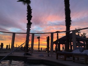 The stunning sunset from the hot tub at Pueblo Bonito Pacifica.
