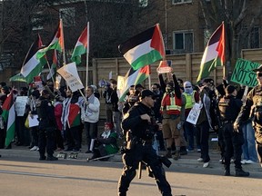 Protesters outside a synagogue in Thornhill Thursday, March 7, 2024. Joe Warmington /Toronto Sun
