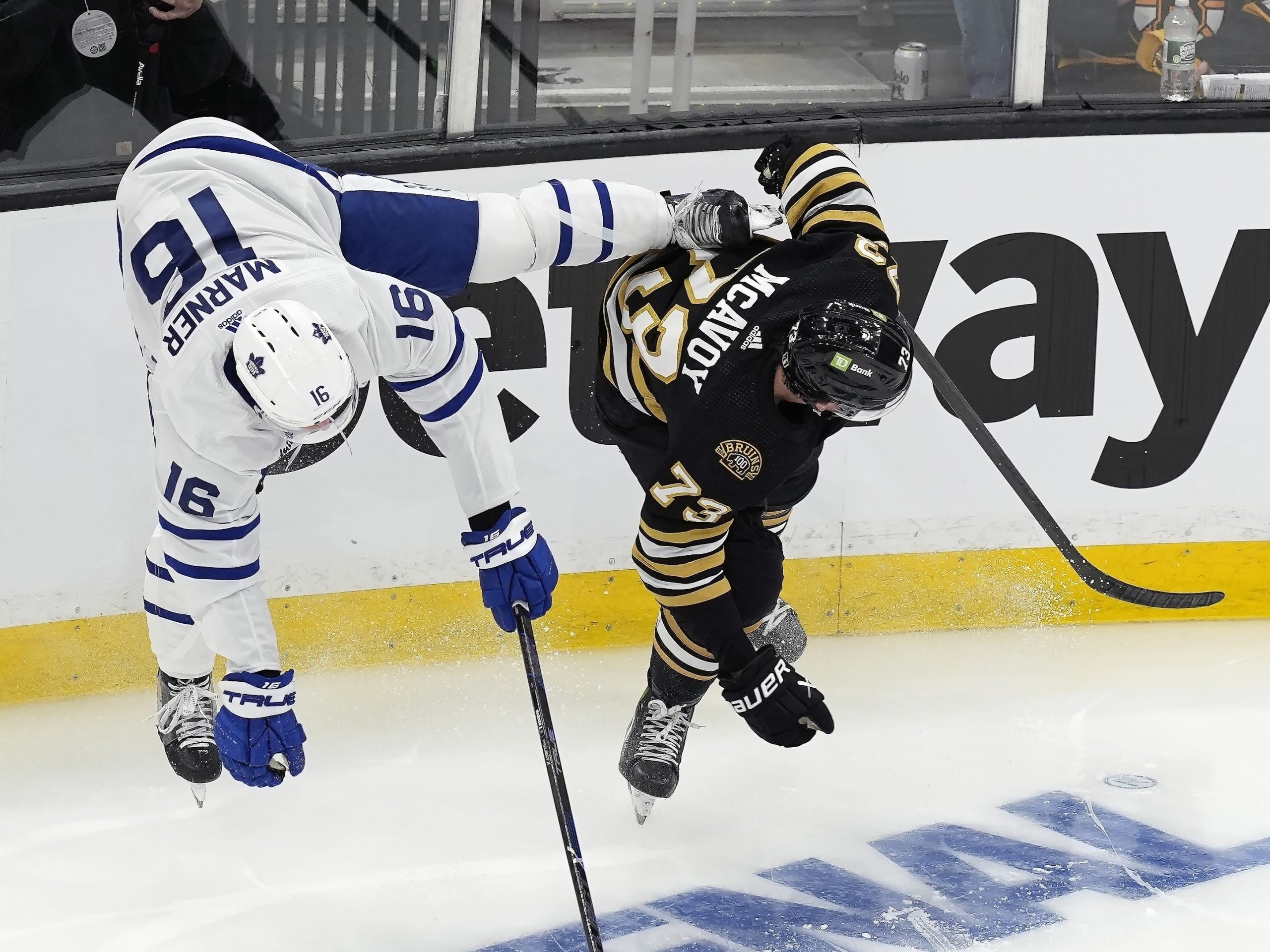 SIMMONS: Mitch Marner stars as The Invisible Man in series vs. Bruins |  Toronto Sun