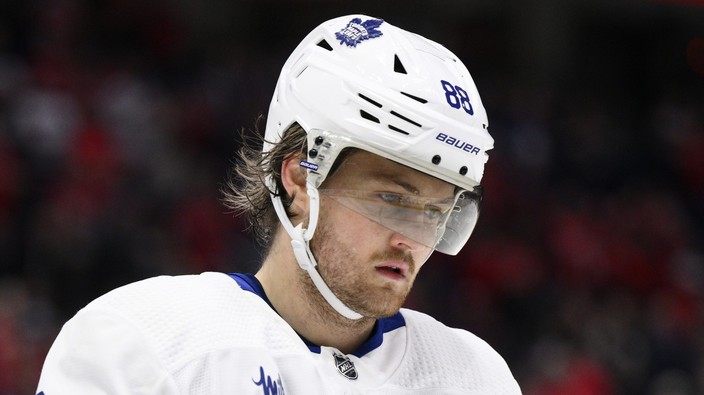 William Nylander's absence from Leafs lineup due to painful migraine