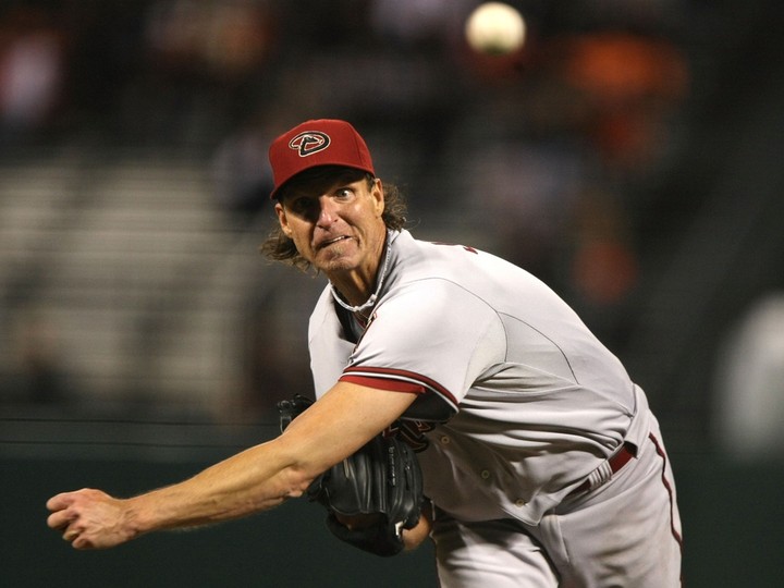  Randy Johnson of the Arizona Diamondbacks pitches against the San Francisco Giants on March 14, 2008. GETTY IMAGES FILES