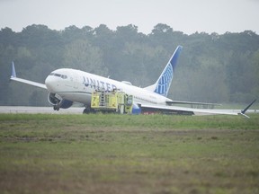 United-Flight-Rolls-Off-Runway