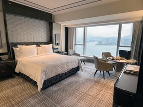 A look at the Executive Harbour-View Room at the Four Seasons Hong Kong. (EDDIE CHAU/Toronto Sun)