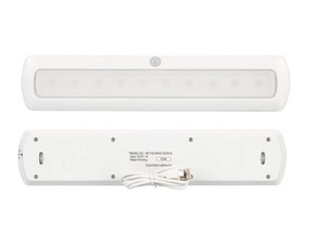 A recalled Good Earth Lighting Light model number RE1122 – WHG-12LF0-G is pictured in this handout photo.