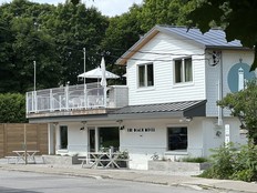 The Beach Motel offers visitors to Southampton an elevated accomodation option steps from the beach. IAN SHANTZ/TORONTO SUN