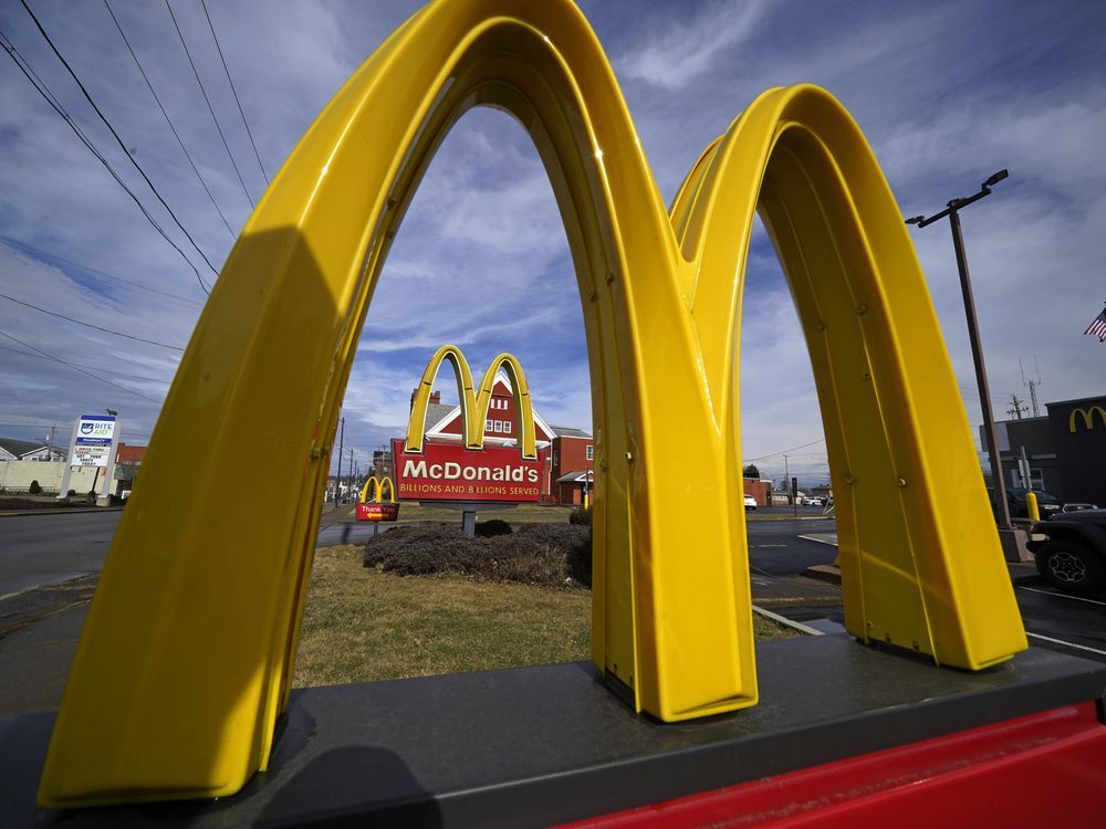 McDonald’s Tries To Reassure Customers After Deadly E. Coli Outbreak ...