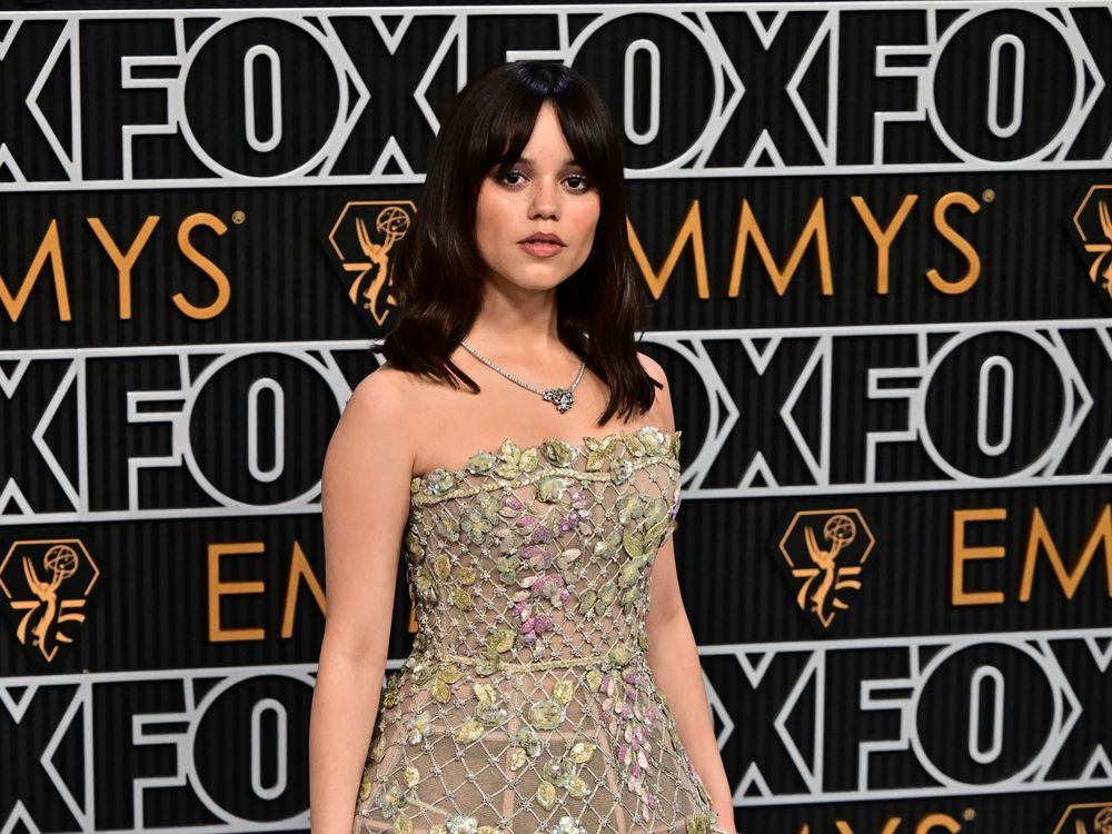 Jenna Ortega was sent 'dirty' fake pictures of herself as a teen | Toronto Sun