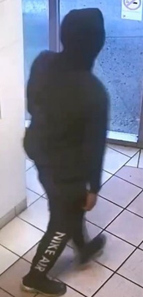 Los investigadores necesitan ayuda para identificar a los hombres buscados en relación con un secuestro que ocurrió en Scarborough el jueves 18 de julio de 2024.