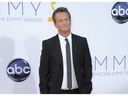 El actor Matthew Perry llega a la 64ª edición de los premios Primetime Emmy en Los Ángeles el 23 de septiembre de 2012.