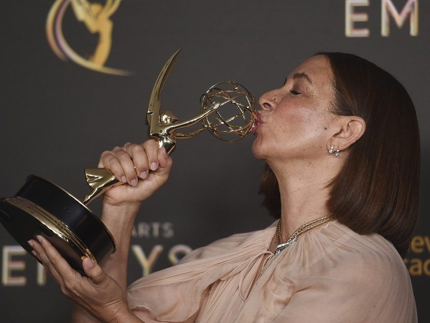 Maya Rudolph gets career Emmy No. 6, Angela Basset wins her first at Creative Arts Emmys