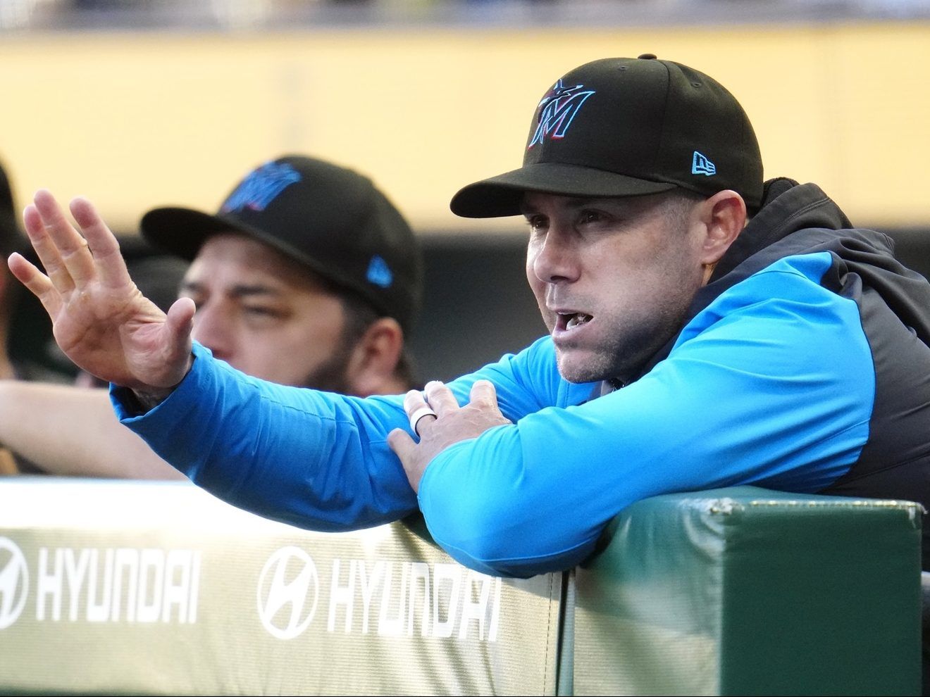 El manager de los Miami Marlins, Skip Schumaker.