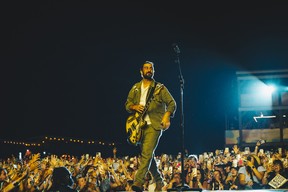 Noah Kahan performs on the main stage at Sommo Festival in Cavendish, P.E.I. COURTESY OF WHITECAP ENTERTAINMENT