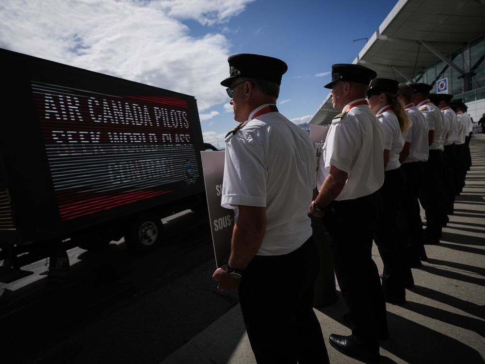 Chances of disruption increasing as Air Canada pilot talks near deadline