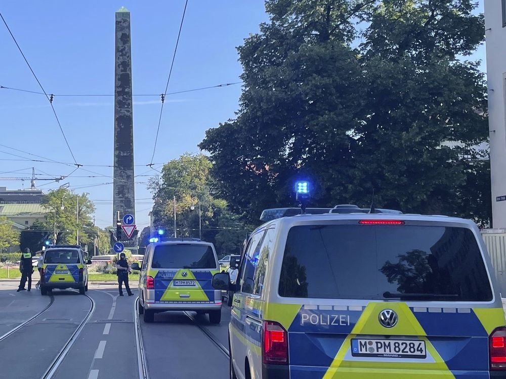 Munich police kill man armed with ‘long gun’ near museum and Israeli Consulate