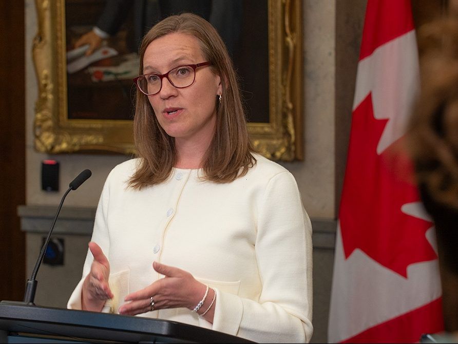 Liberal House leader wants slush-fund scandal settled in committee, not Commons