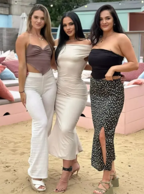 Raunchy former prison guard Linda De Sousa Abreu, centre, was filmed having sex with an inmate. Here she is out with pals flaunting her ankle monitor.SOCIAL MEDIA