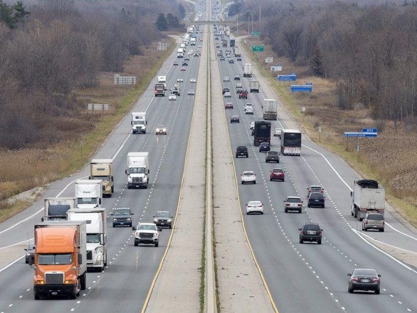 Fatal Highway 401 Collision Kills 2, Injures 3