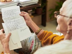A reader thanks Abby for reminding others about the importance of thank-you notes.