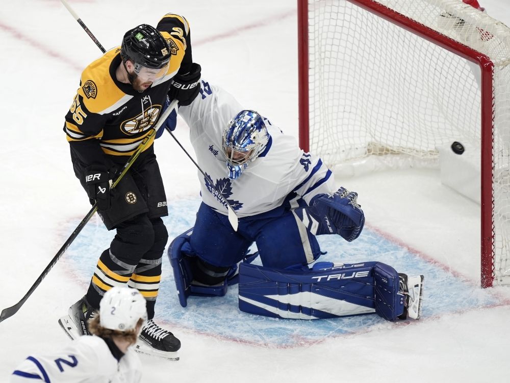 Maple Leafs Welcome Bruins For Atlantic Division Clash | Chatham Daily News