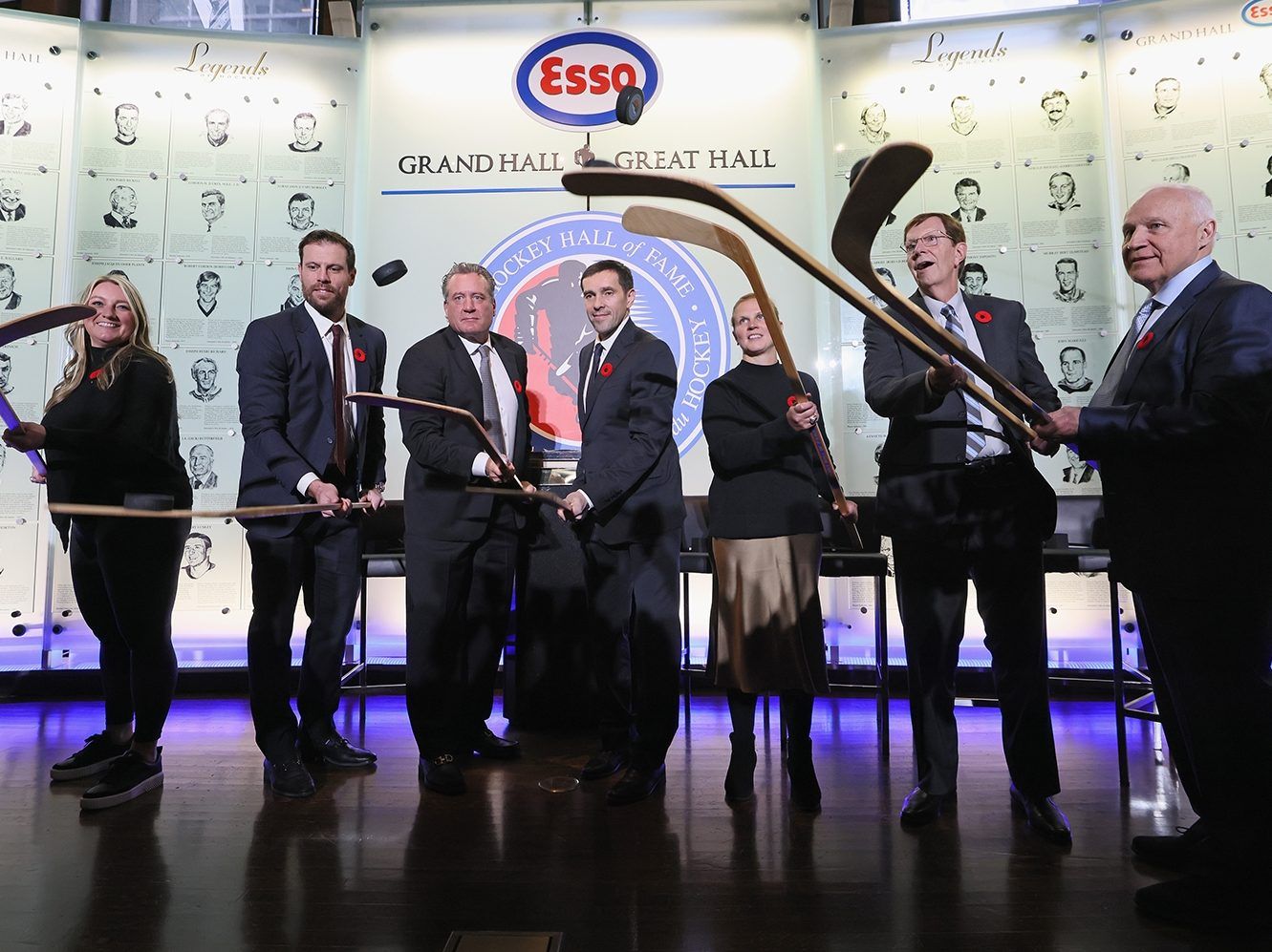 Hall of Fame notebook NHL coverage too tame for Roenick's taste