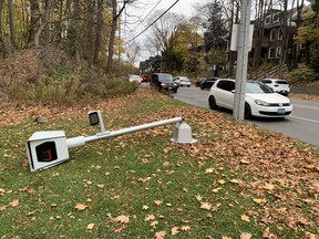 radar de velocidade danificado