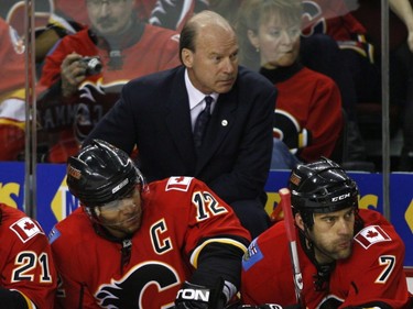 Hired to be fired - The life of an NHL coach: 'You can see the red dot on your chest'