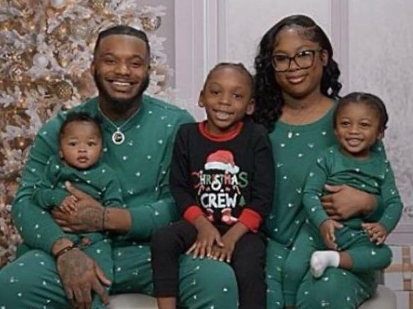 ‘NEVER PART OF THE PLAN:’ Boy wearing different PJs in family Christmas photo goes viral