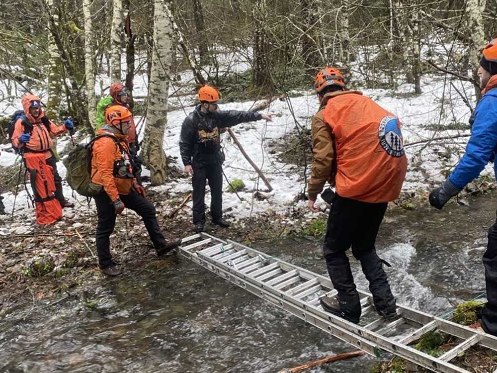 2 Oregon men die from exposure in forest after Sasquatch search