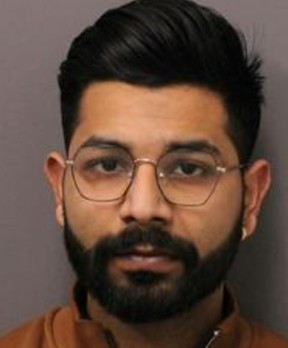 Mannan Khanna, un Toronto de 22 años, acusó un robo a mano armada el domingo 19 de enero de 2025.