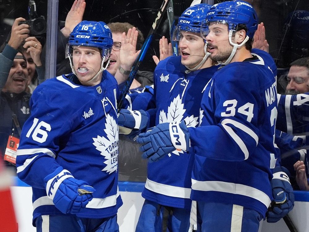 Matthew Knies first NHL hat trick sends Maple Leafs to win over Bruins