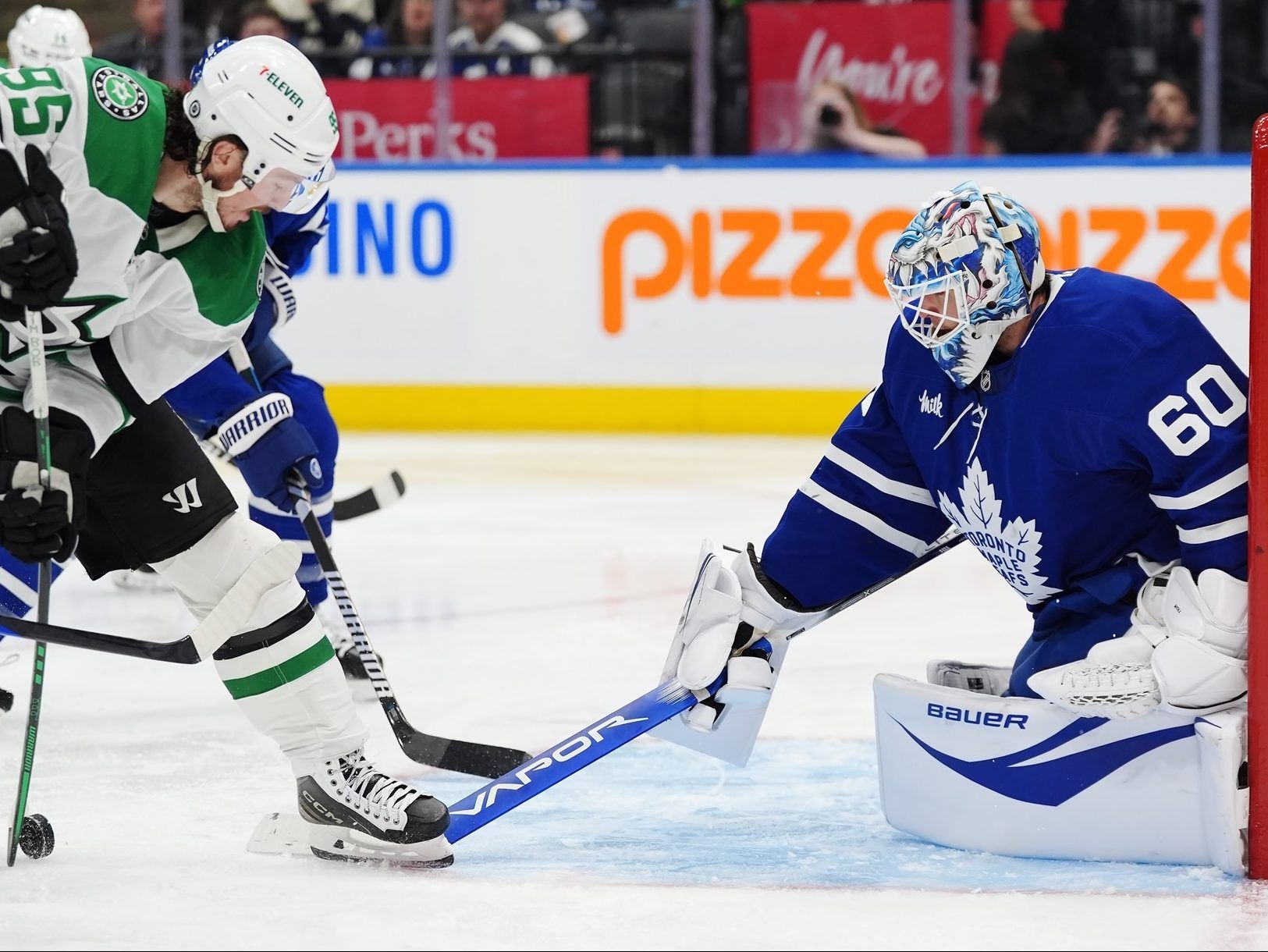 TAKEAWAYS: On Maple Leafs hitting adversity, dim stars and jeers