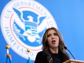 La secretaria de Seguridad Nacional de los Estados Unidos, Christie Nom, Washington, el 26 de enero de 2021, comentó sobre el personal de la sede de Seguridad Nacional.