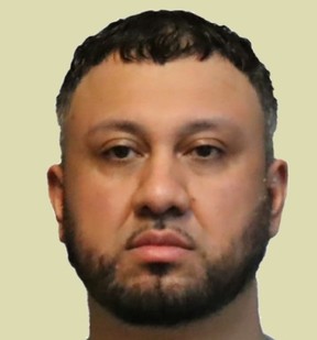 Michael Maza, 40. Folleto de la Policía Regional de Halton