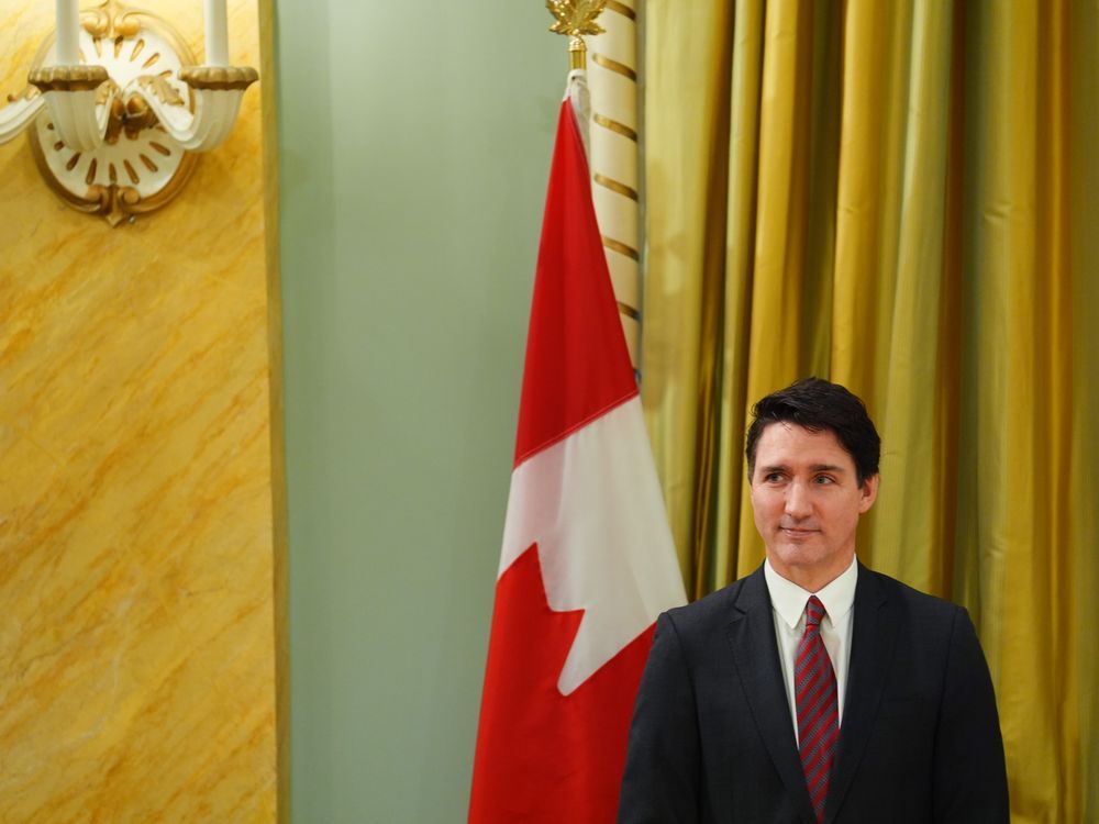 Liberal caucus to meet Wednesday as calls mount for Trudeau to resign