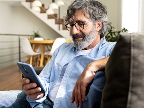 Estranged siblings only keep in touch via birthday greetings via text messages.