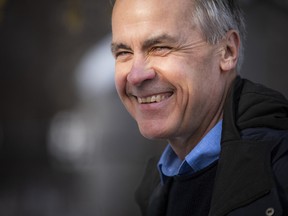 El candidato liberal del líder del Líder Liberal Mark Carney Riverview Park Winter Carnival, domingo 9 de febrero de 2025 en Autova.