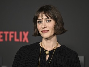 Lizzy Caplan